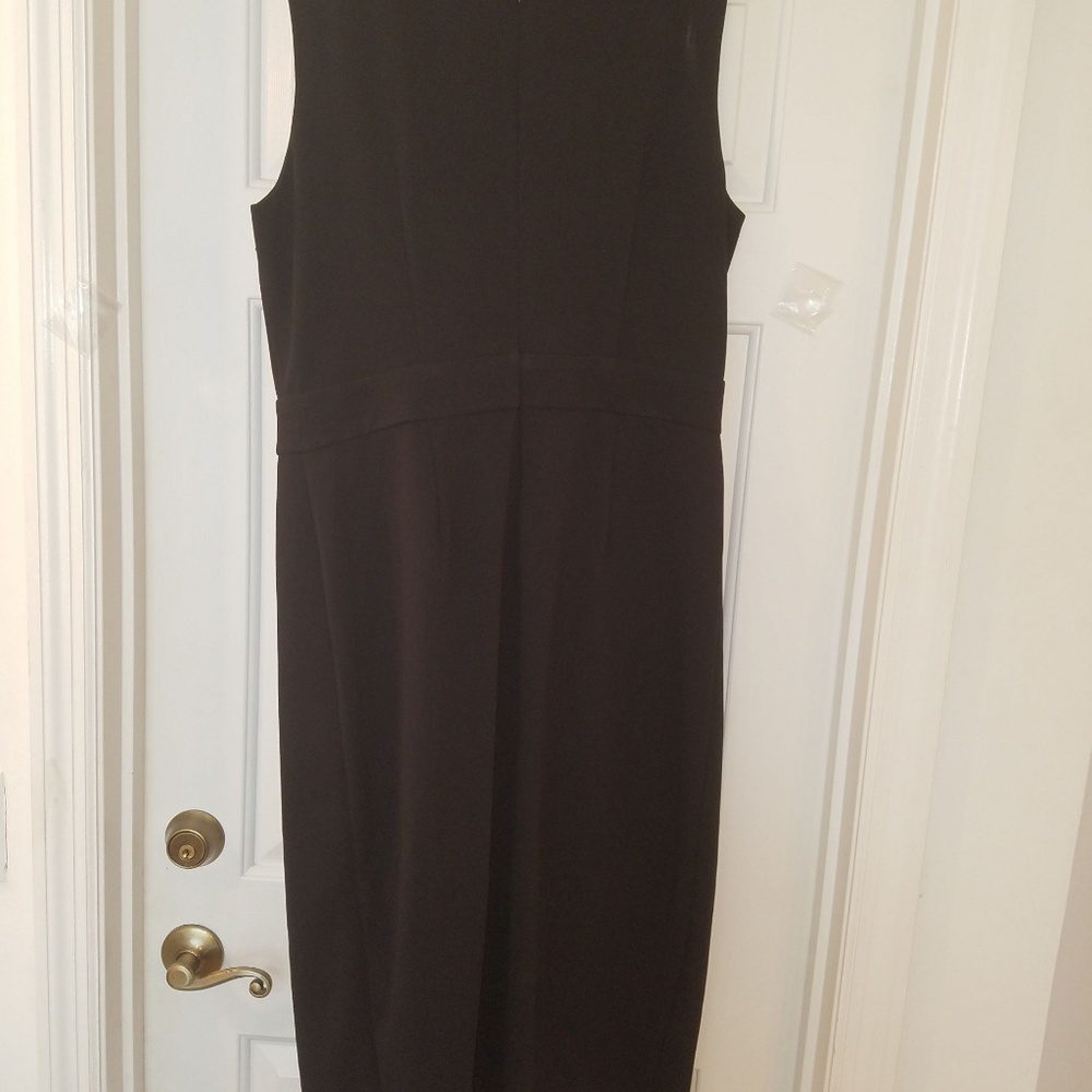 Dress - Picture 4 of 5